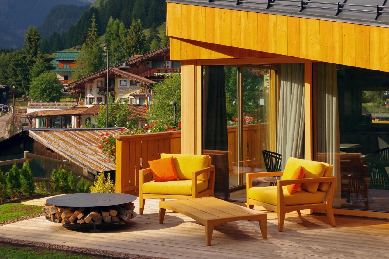 Chalet La Ciaseta Pozza di Fassa Exterior photo
