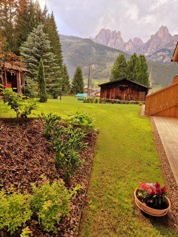 Chalet La Ciaseta Pozza di Fassa Exterior photo